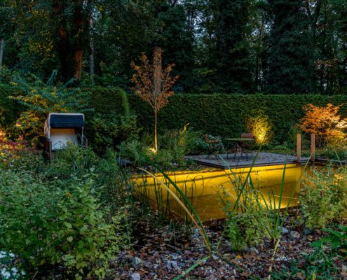 Gartenbeleuchtung am Schwimmteich Gartenbeleuchtung am Schwimmteich